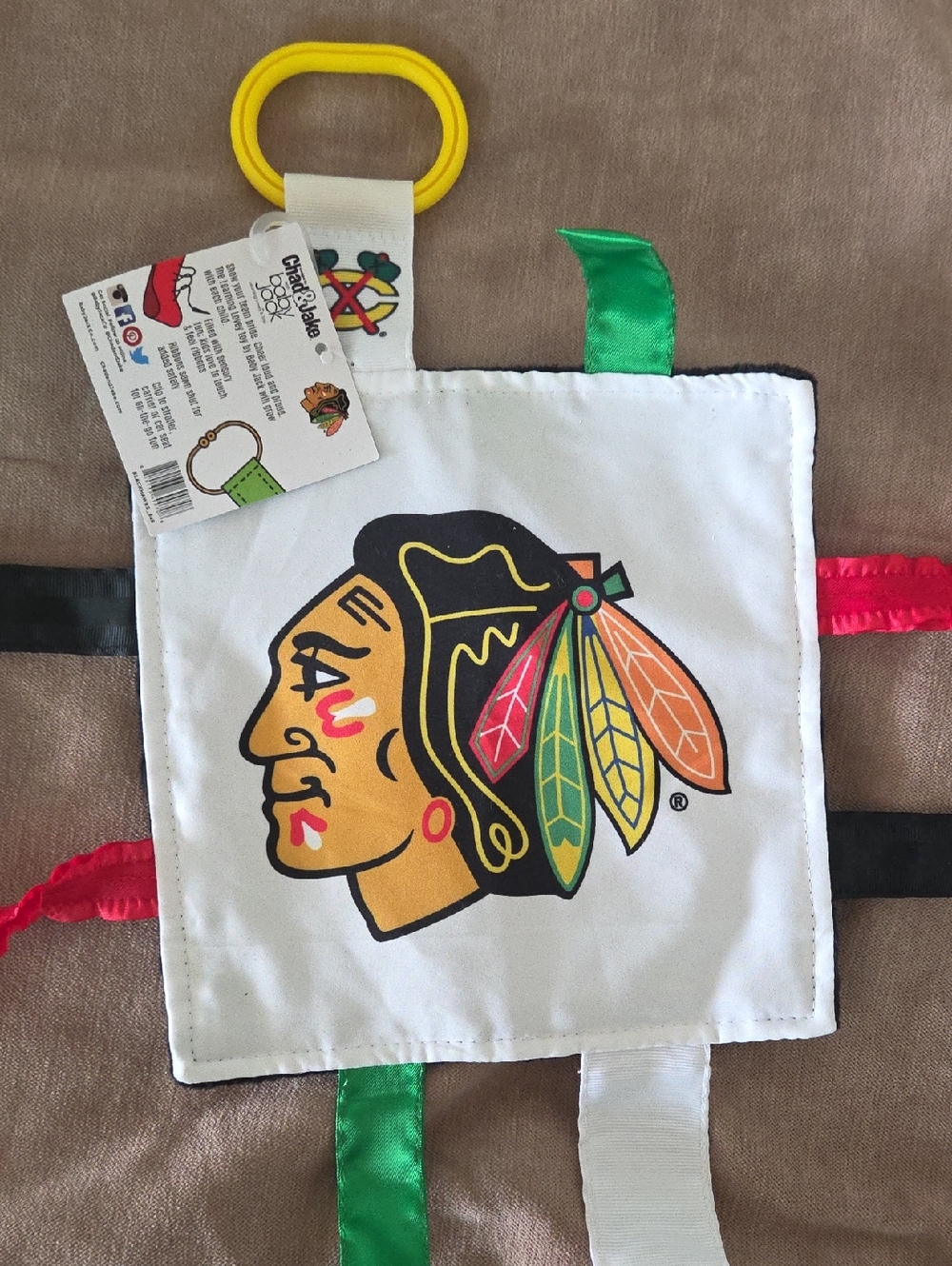 NWT NHL Blackhawks Sensory Tag Toy - White with Yellow Ring